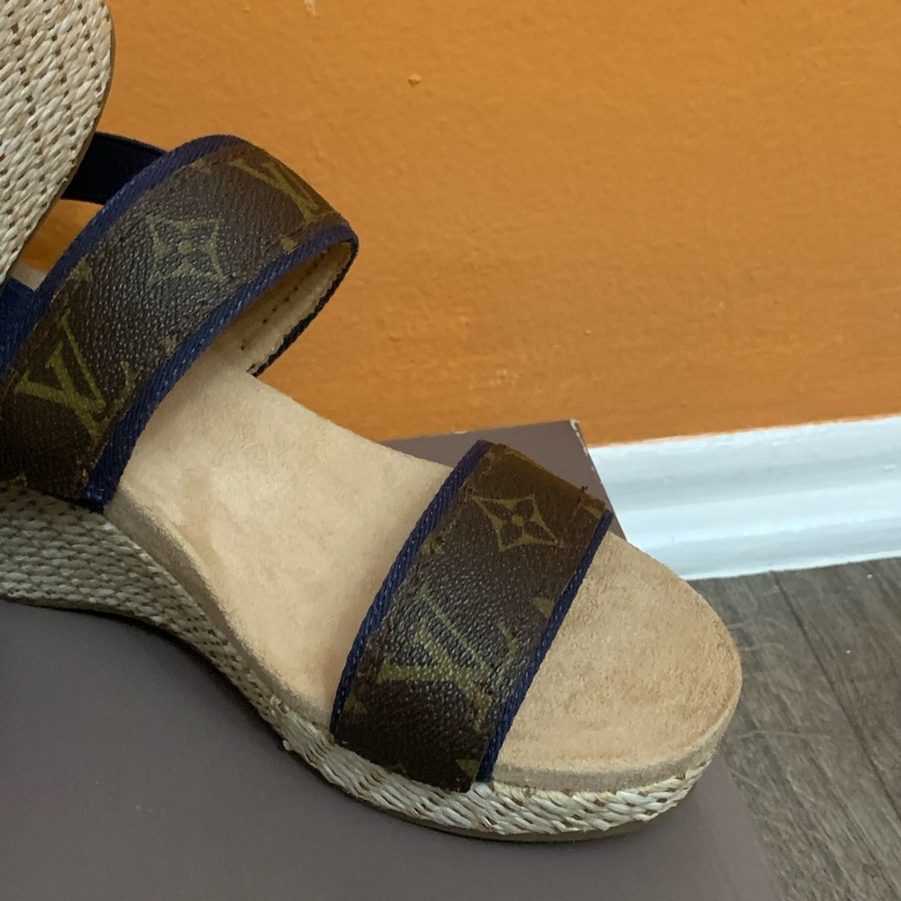Wedge sandals - Picture 2 of 6